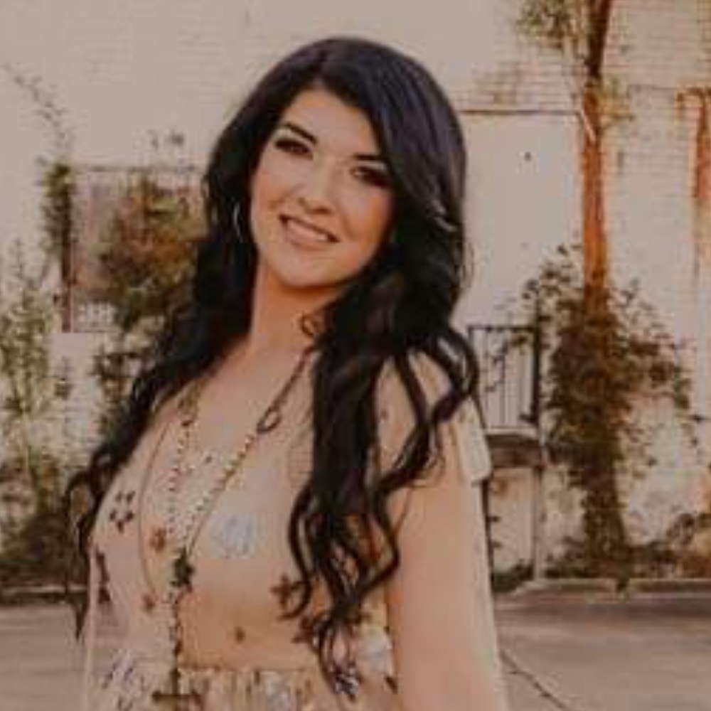 Meet your Posher, Megan